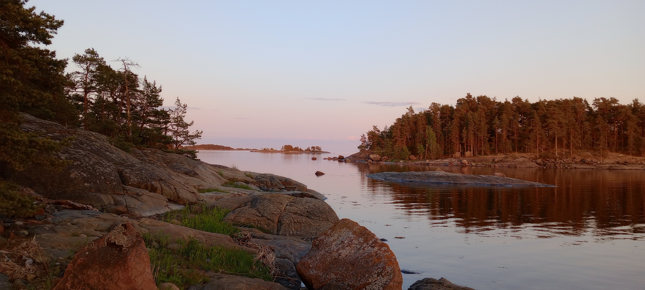 Utuinen saaristonäkymä.